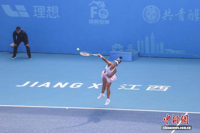 江西（九江）网球公开赛：中国选手郑妩双迎职业生涯巡回赛正赛首胜