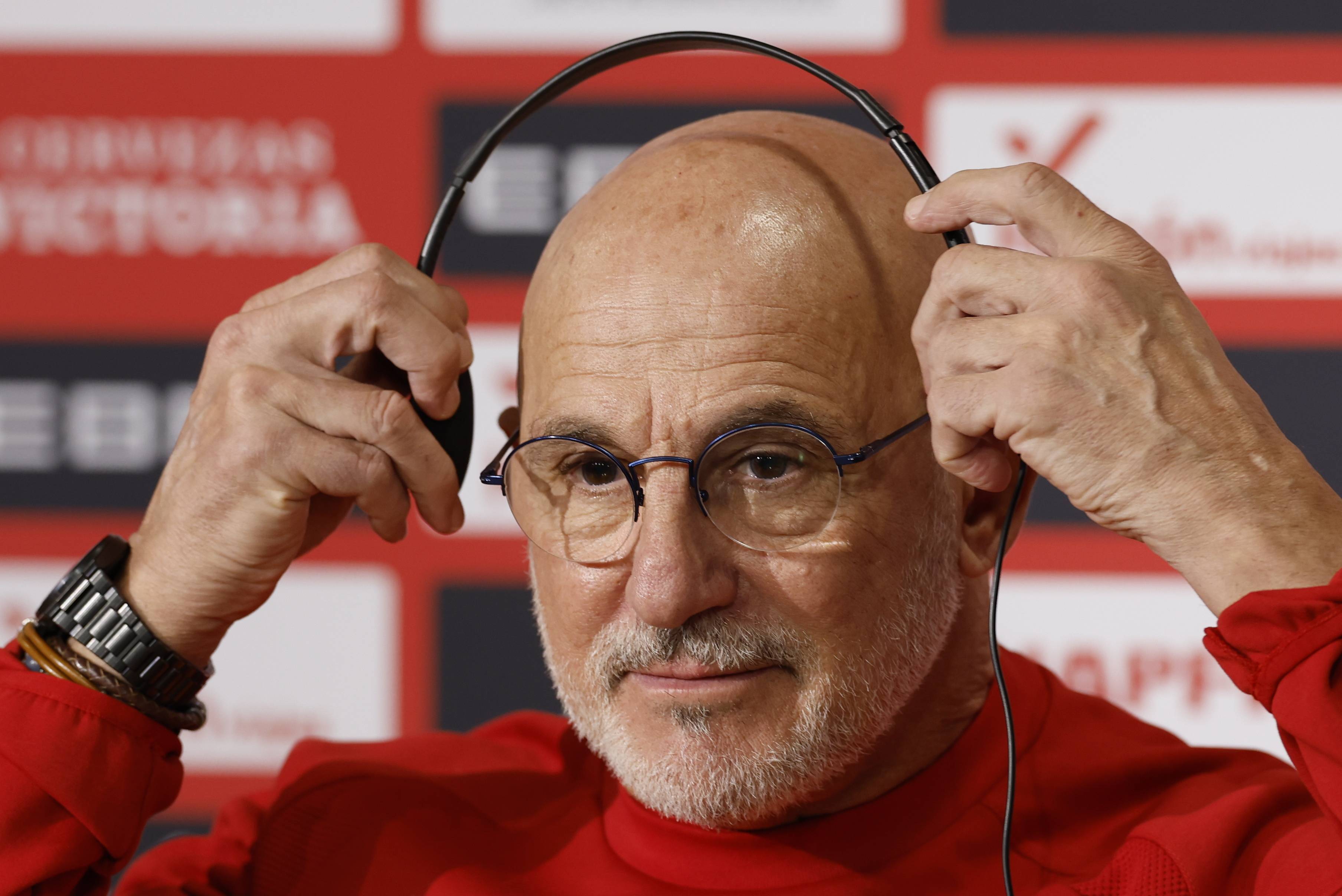 （外代二线）足球——世界杯预选赛：西班牙赛前备战