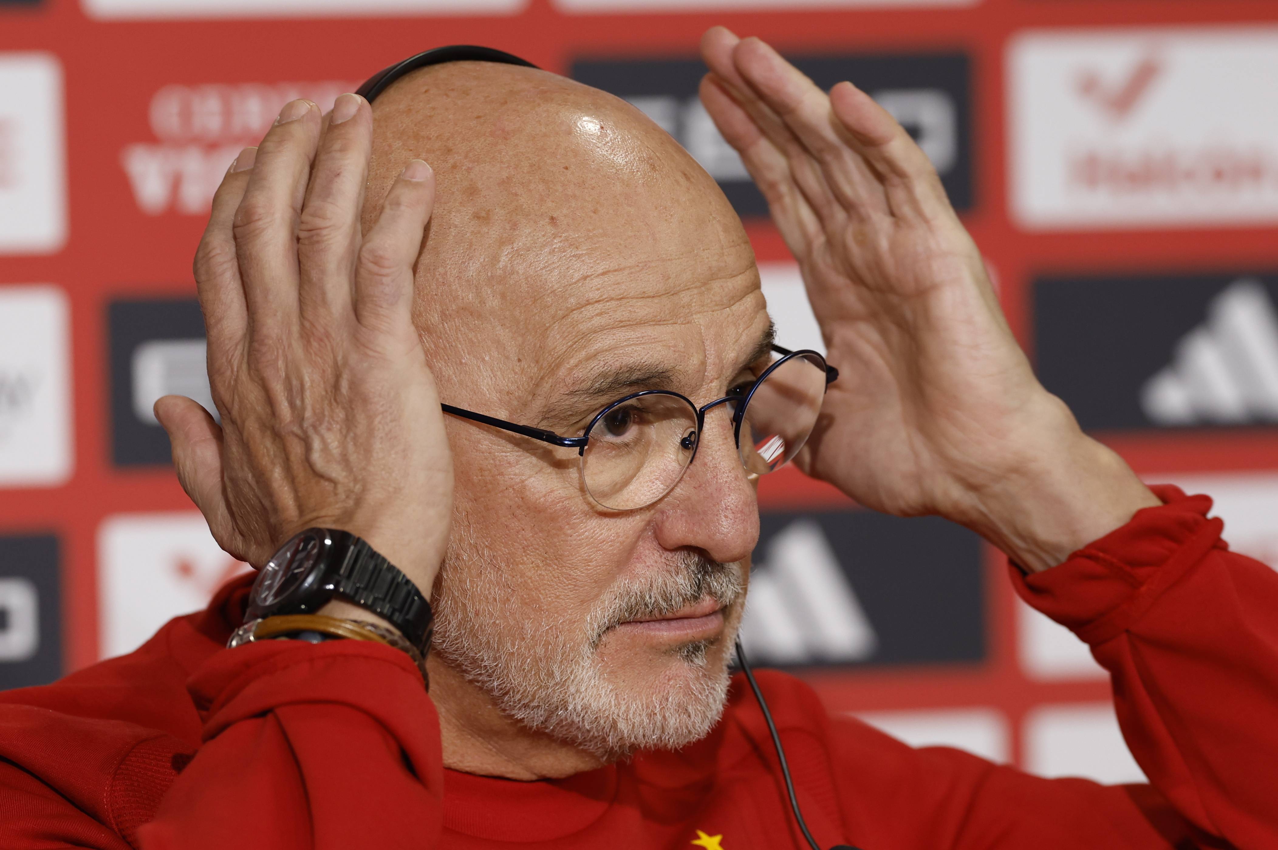 （外代二线）足球——世界杯预选赛：西班牙赛前备战